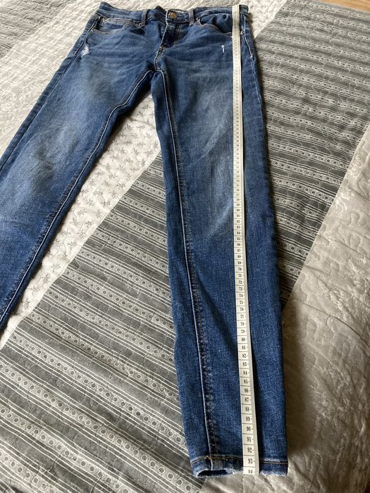 Spodnie Stradivarius 38