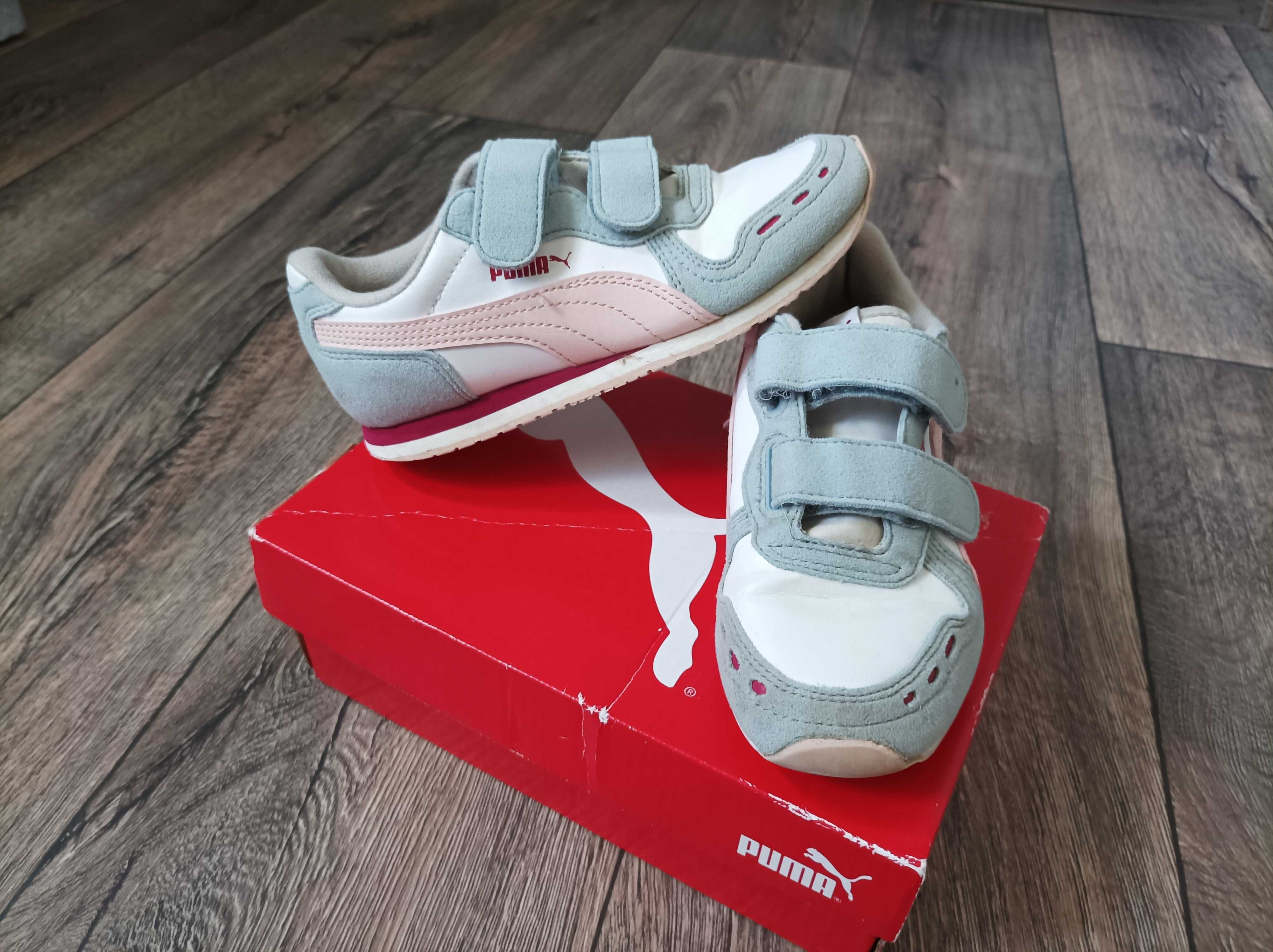 Продам кросівки Puma р.32 для дівчинки
