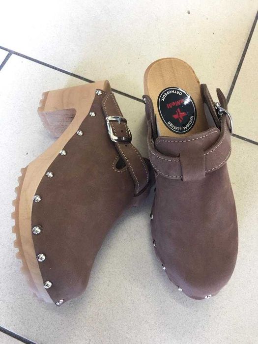 Stylowe i wygodne trepy damskie wysoki obcas 2 kolory