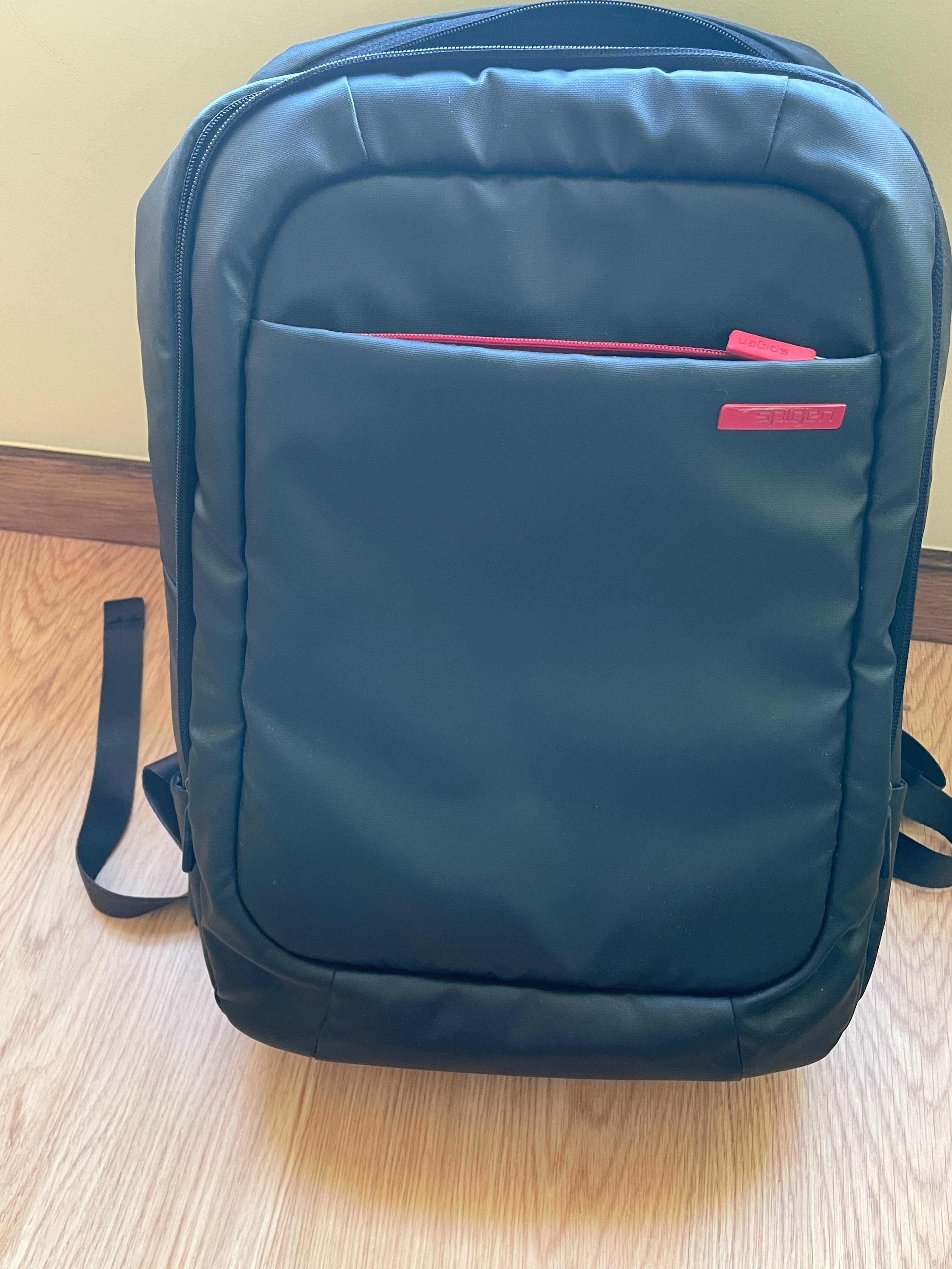 Mochila de computador portátil, preta, impermeável.