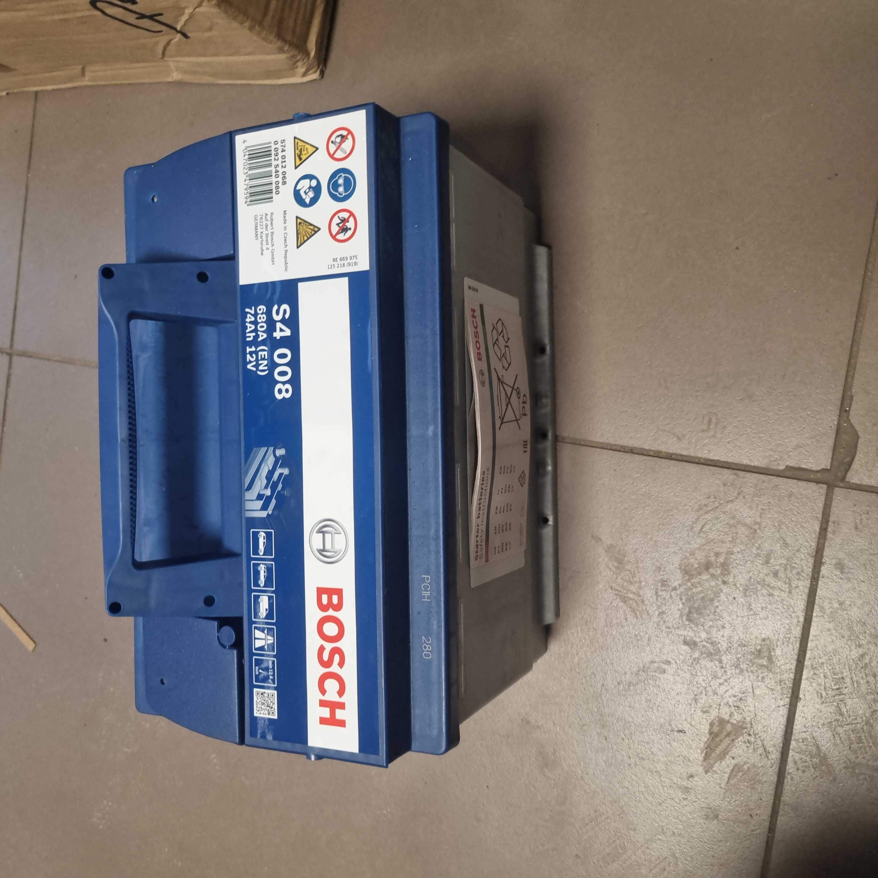 Akumulator BOSCH 74AH, 680A, S4 008