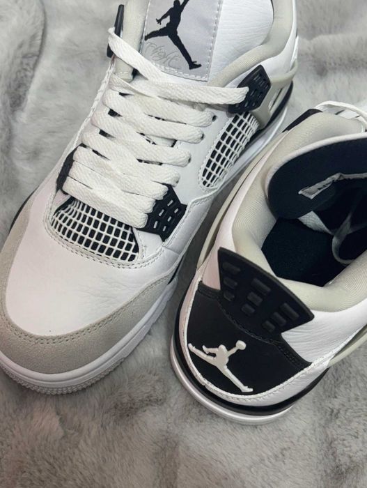ButyDamskie Jordan‍ 4‍ Retro‍ Military‍ Black‍ Uniseks Roz.38