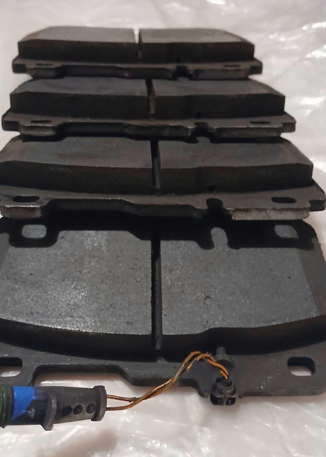 Calços de Travão Mercedes Usados (frente+tras)
