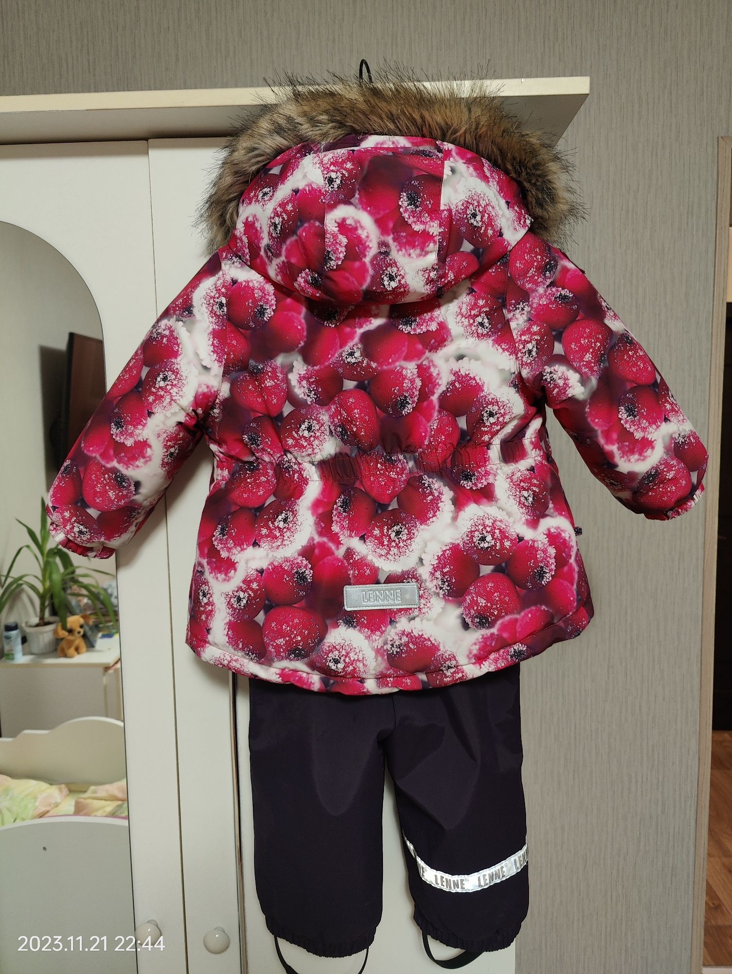 Продам детский зимний костюм Lenne на девочку