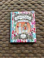 Livro " As Rosas Inglesas 3 - A rapariga nova" de Madonna