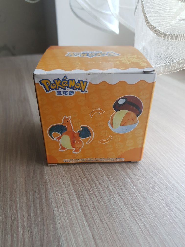 Pokeball clip składana figurka Charizard nowy