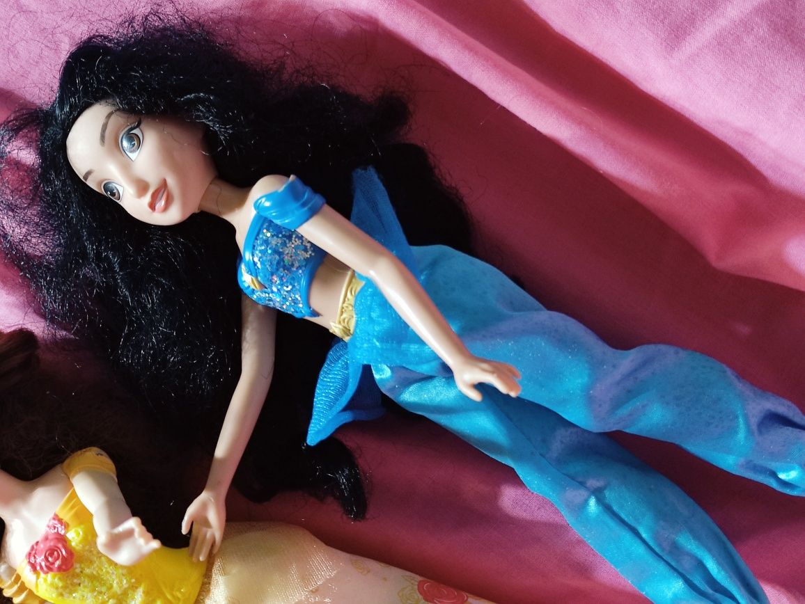 Oferta Portes | 4 Barbies Disney Ariel, Bella, Rapunzel, Yasmin