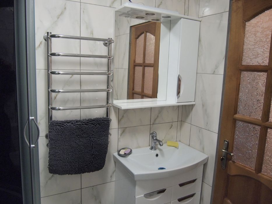 Квартира 1 кім.Ивасюка,11, 7 хв. ходьби до бювету Оренда