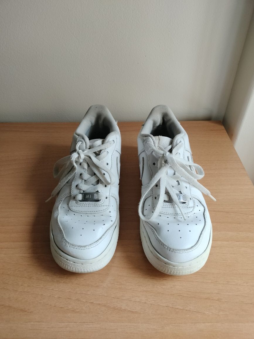 Nike Air Force - 38