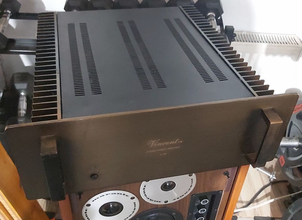 Vincent D-150 końcówka mocy hybryda lampowa dual mono