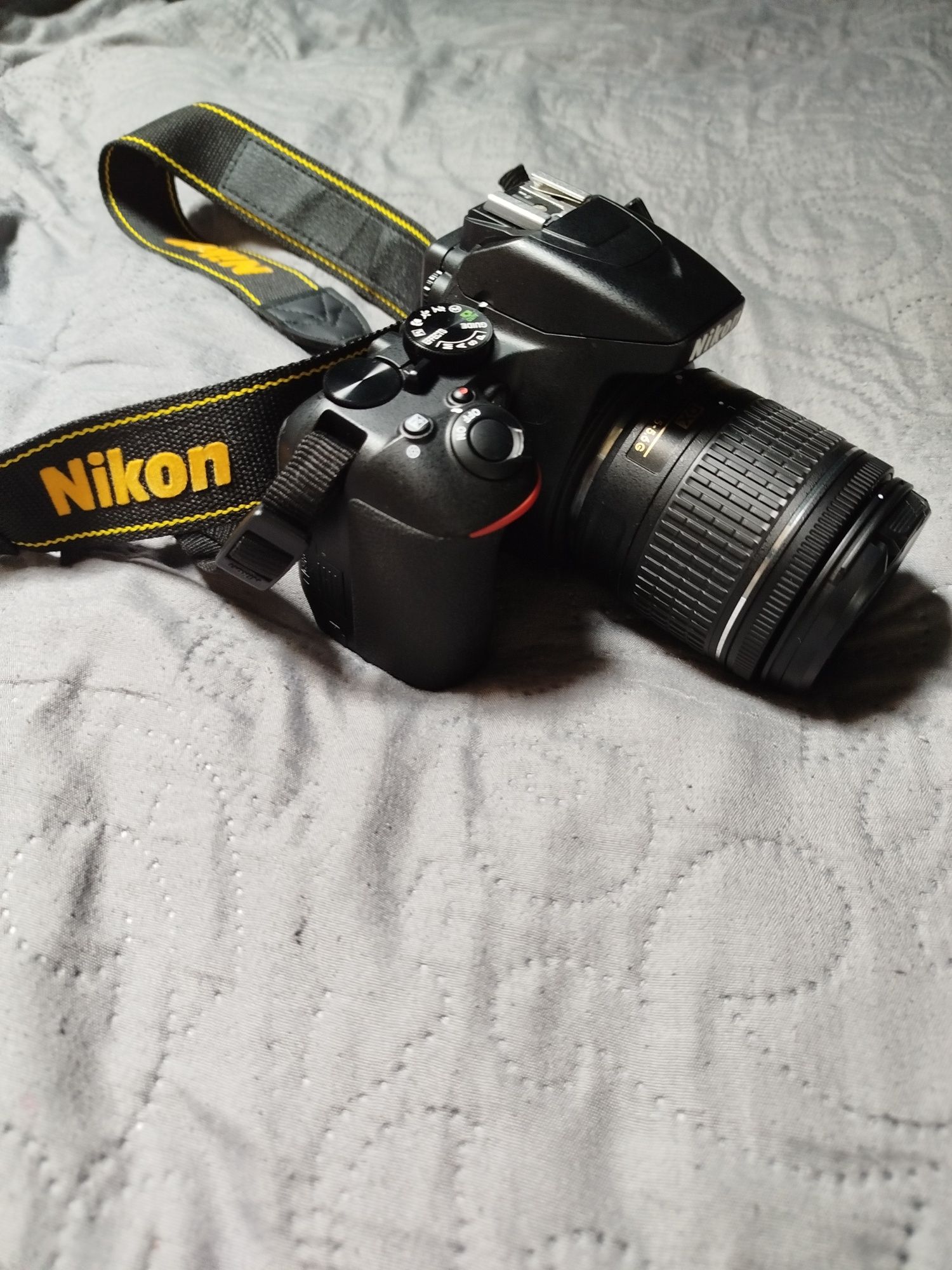 Nikon D 3500 + obiektyw + torba