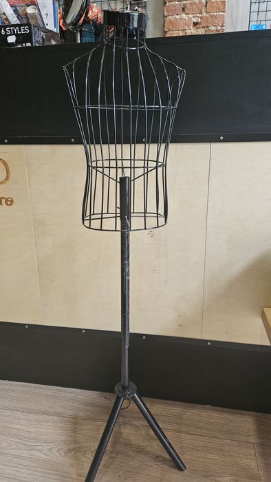 Manekin Stojak do prezentowania odzieży  metalowy