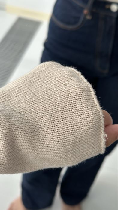 Тонкий светр Massimo Dutti