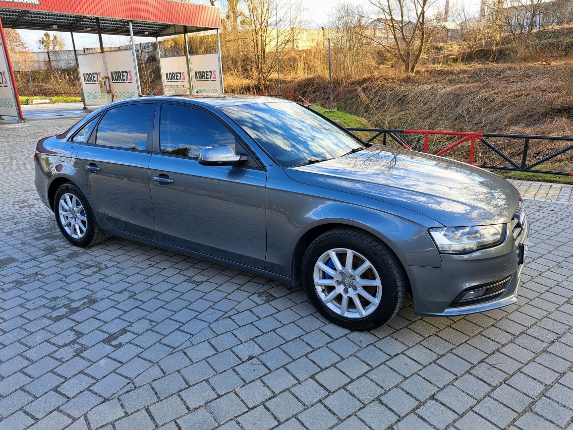 Audi A4 B8 Sedan