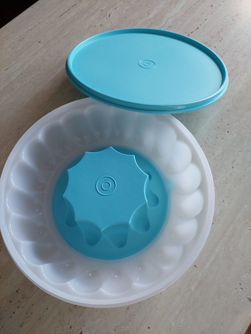 Tupperware Liliana forma do galaretki