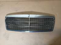 Mercedes E klasa W210 . 95-99 grill atrapa kratka zderzaka przód igła