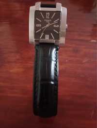 Часы Tissot T60.1.581.52