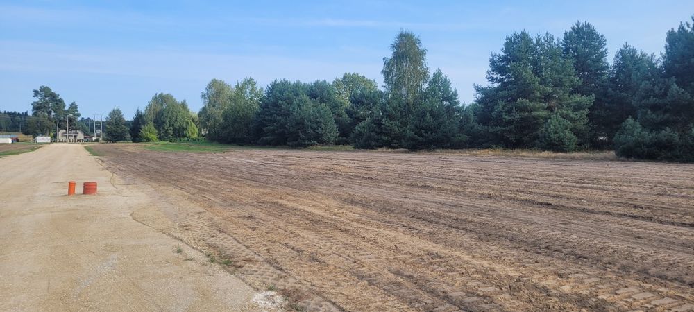 Działka uzbrojona z decyzją zabudowy w Lipiu k Starachowic