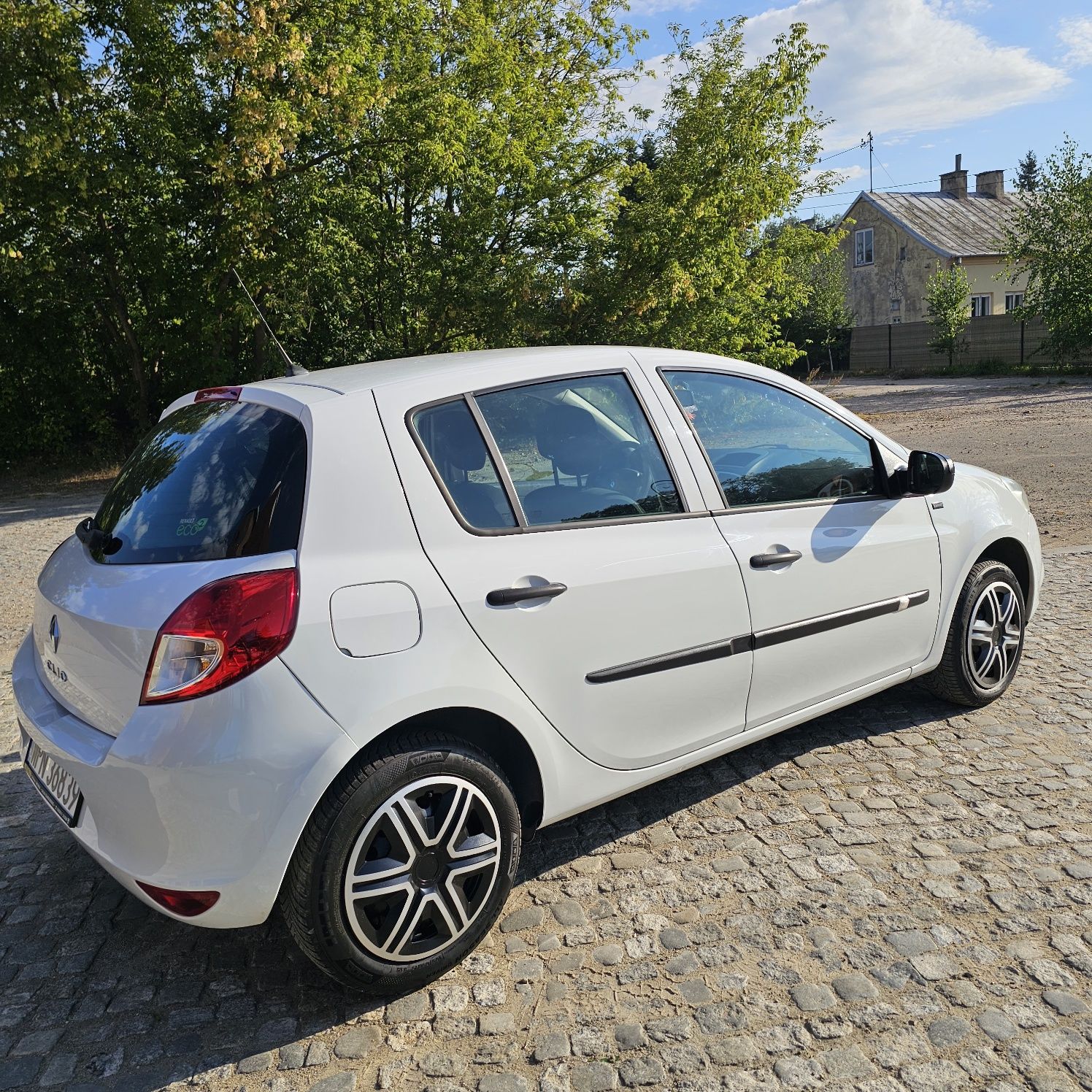 Renault Clio 1.2 Super Stan Bezwypadkowy Klima Wspomaganie