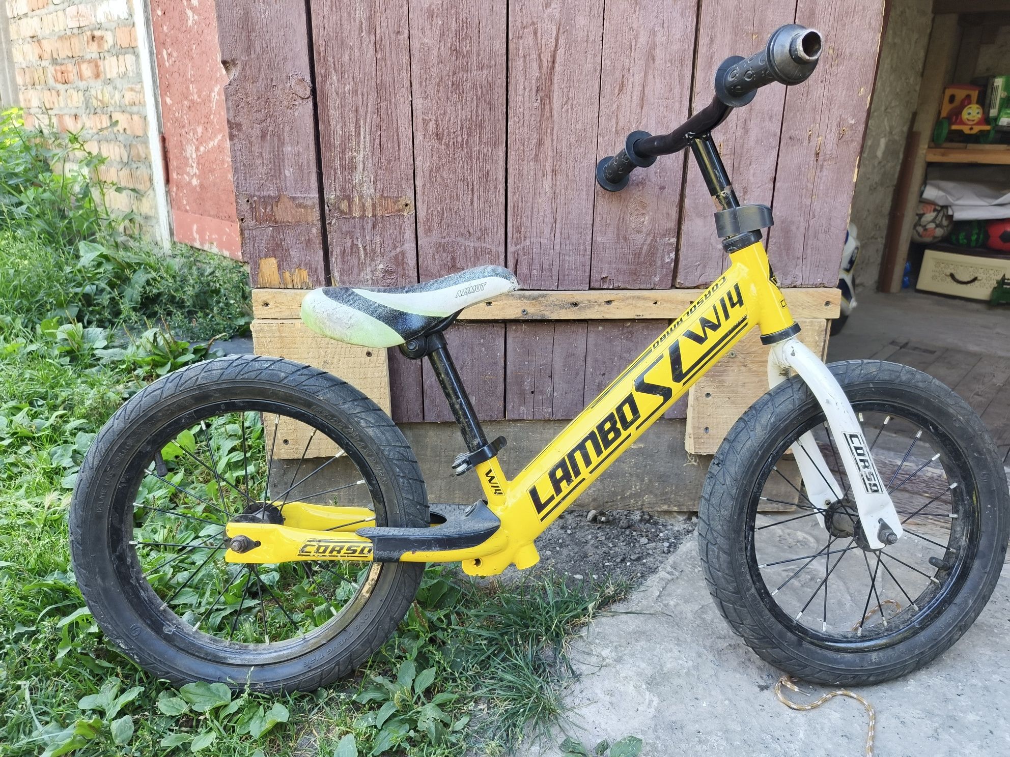 Продам детский беговел