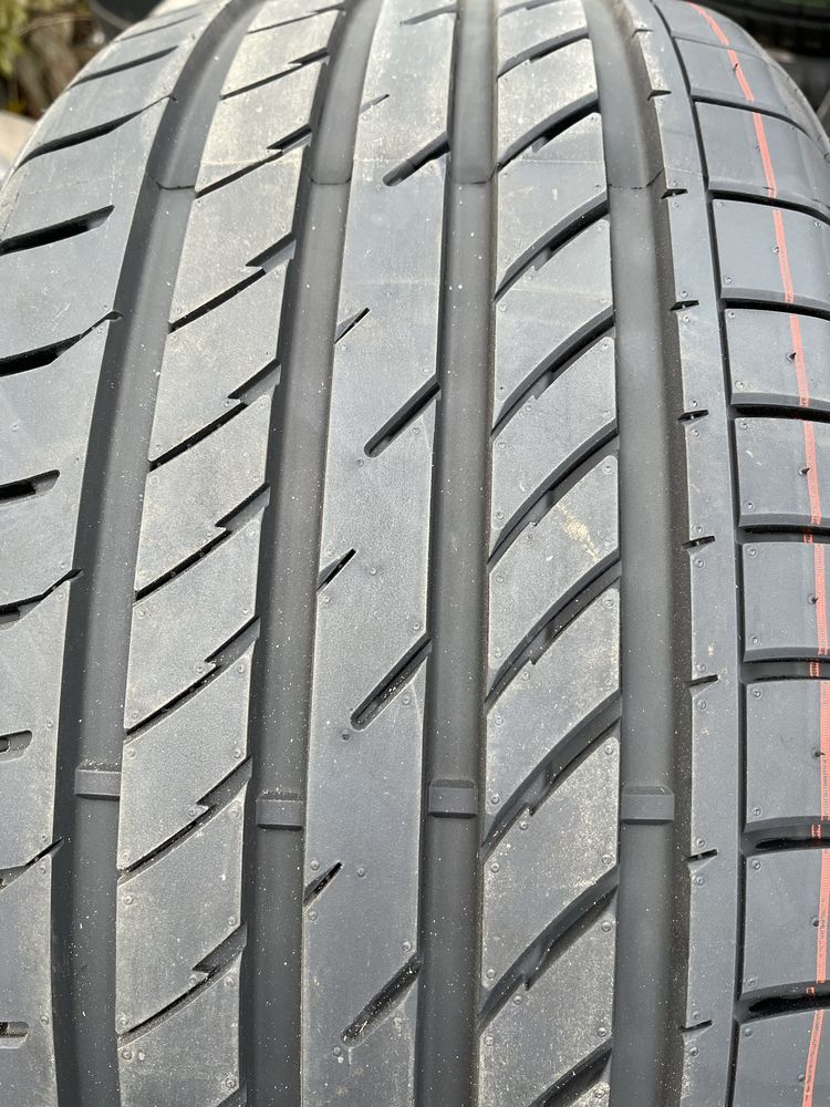 Продам новые летние шины 245/45r18 Mazzini