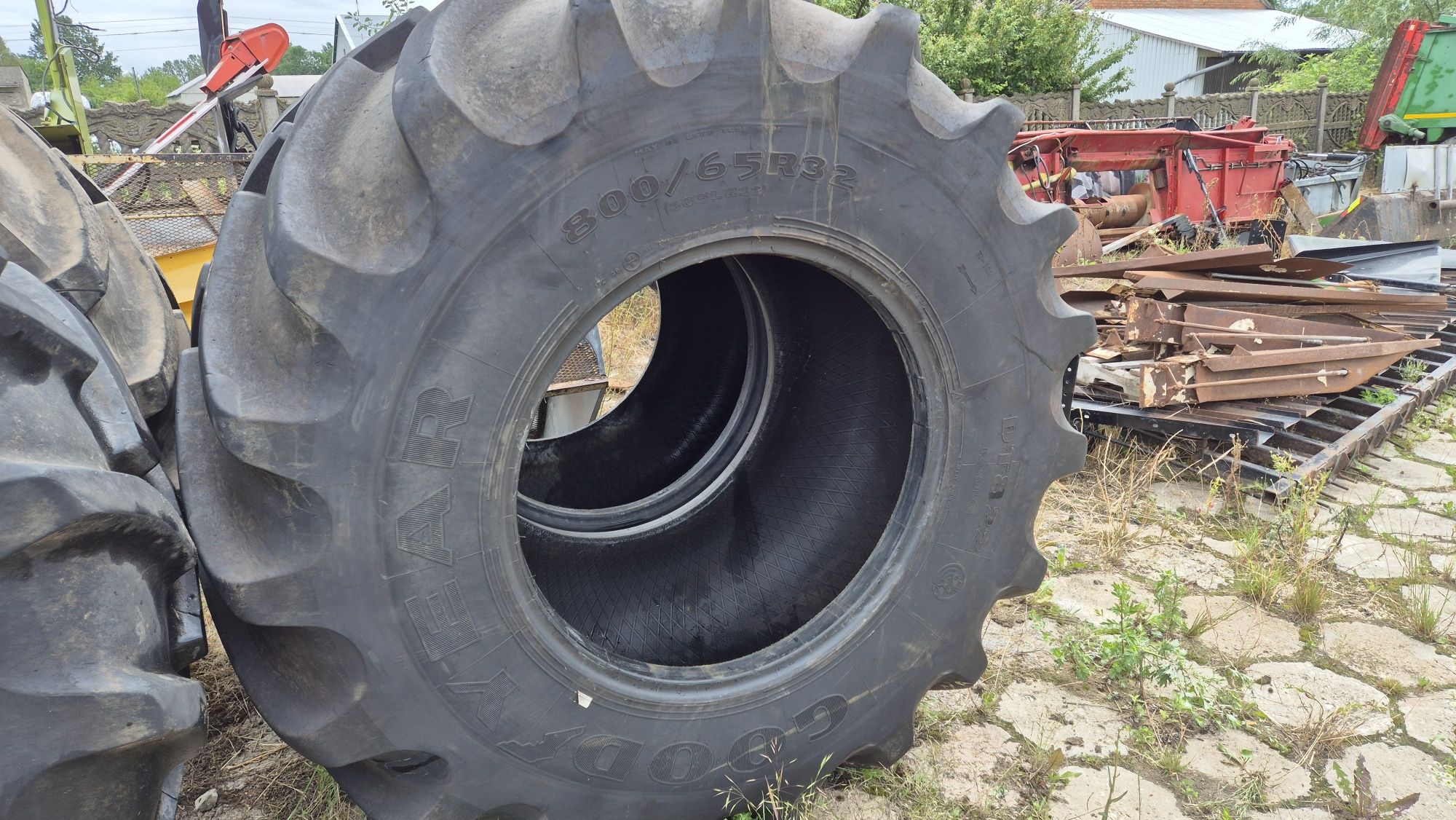Opona kombajn goodyear 800/65R32 650/75R32