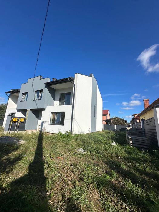 Продаж котеджу в Зимній Воді 3,6 сот ПІДВАЛ. Газ, Розведена електрика