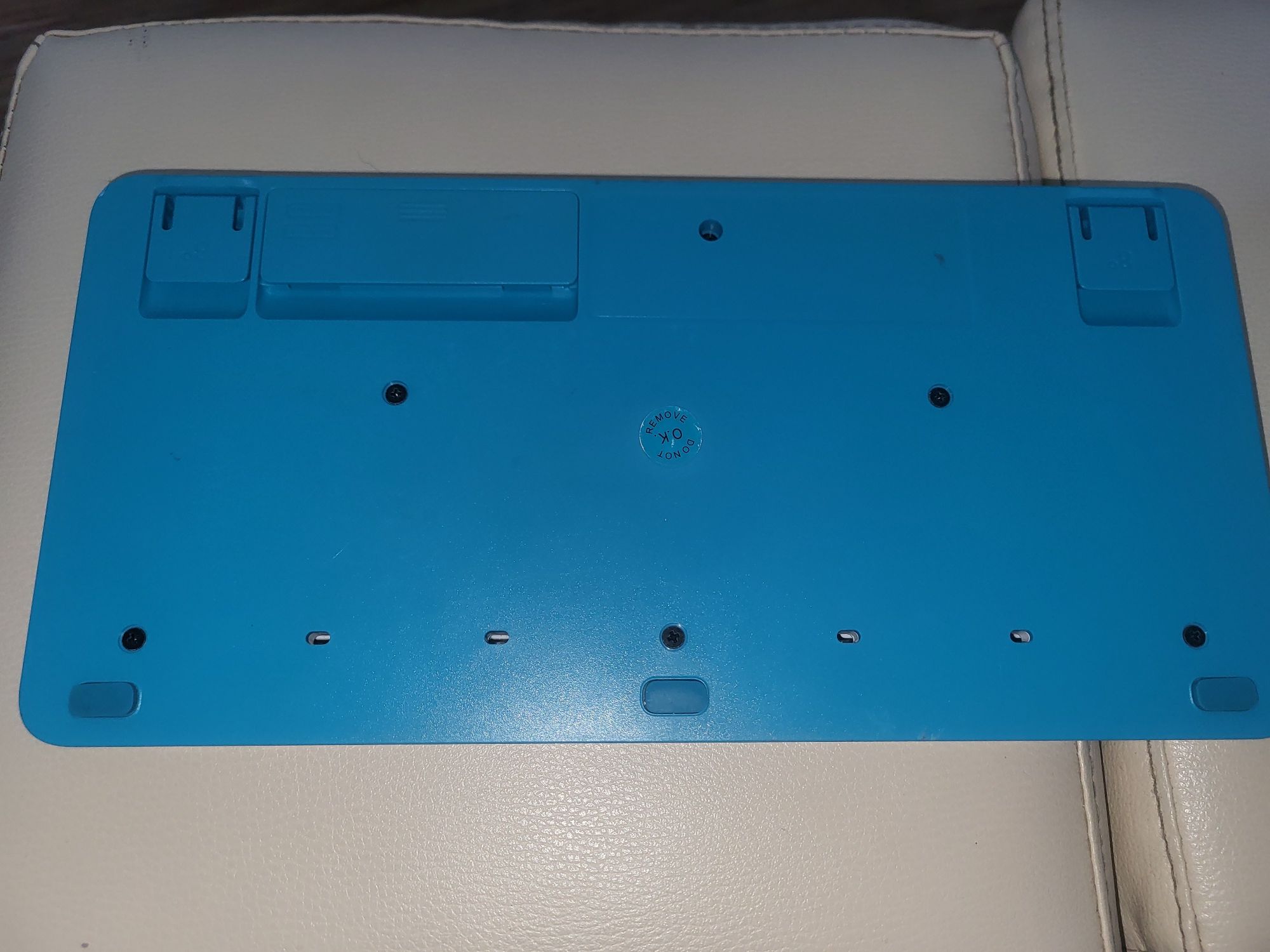 Logitech  MK240.