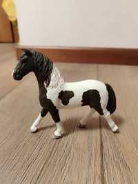 Konik Schleich - super stan