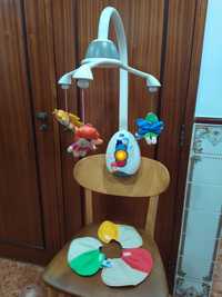 Mobile Chicco com música e luz bebé quarto cozinha escola casa vivenda