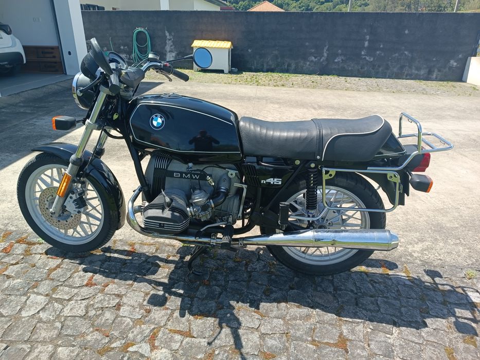 BMW R45 de 1980 em bom estado