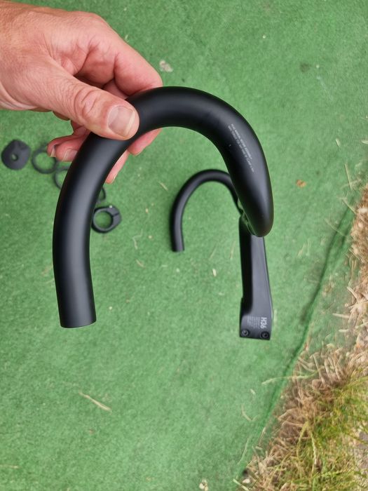 Kierownica Kokpit Canyon H36 carbon