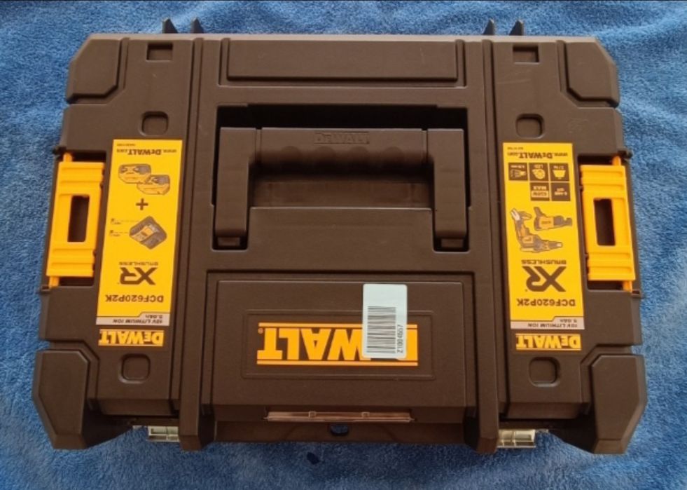 Wkrętarka do regipsów DeWalt DCF620