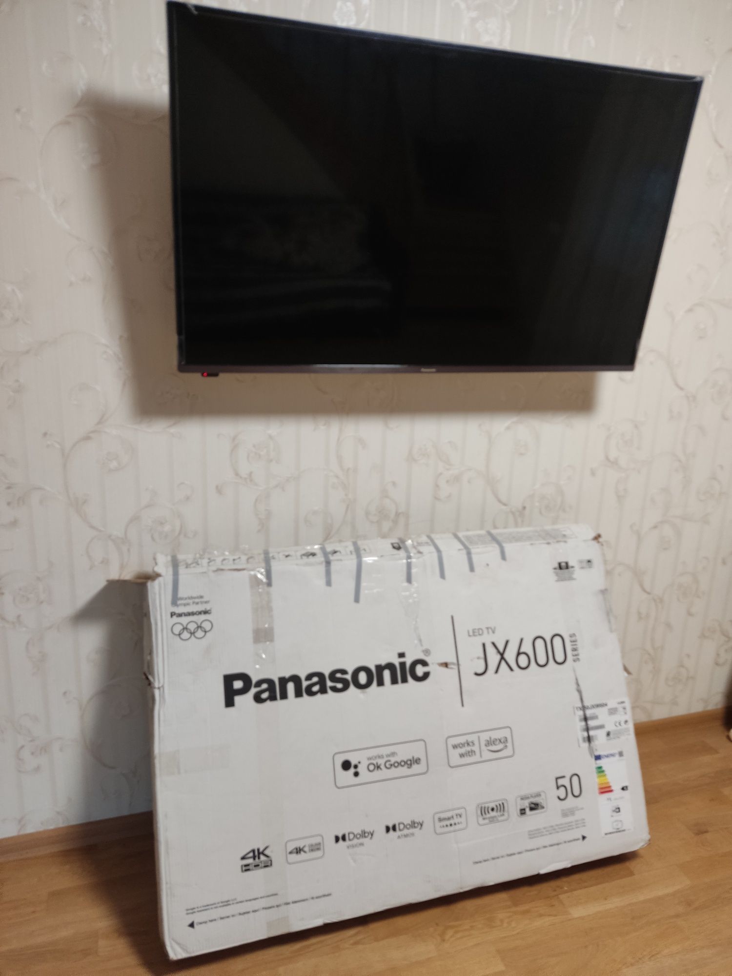 Продам телевізор PANASONIC 50JXW604 на відновлення або на запчастини