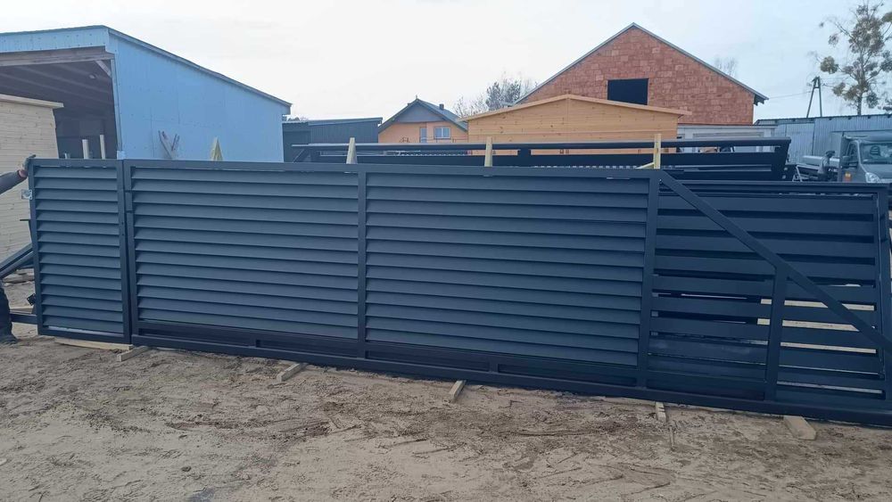 Sprzedam brama przesuwna w żaluzje !