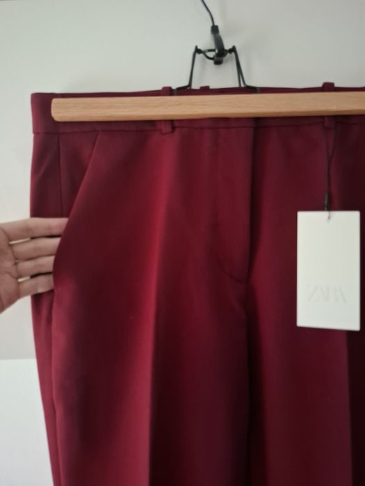 Garnitur elegancki bordowy kamizelka spodnie  S, M