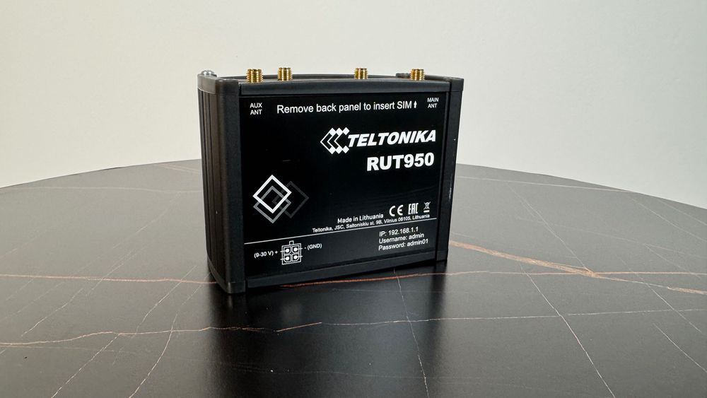 Teltonika RUT950 router przemysłowy LTE Dual SIM + Antena 16dbi. F.VAT