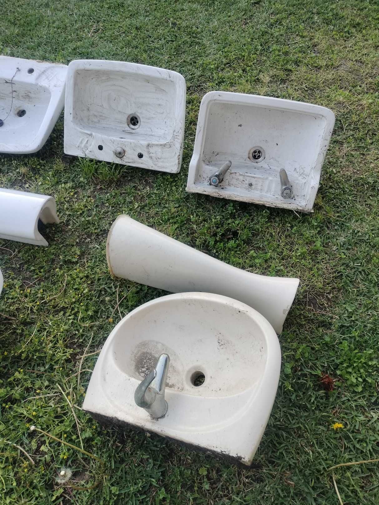Lavatórios a 15 ou 25 euros