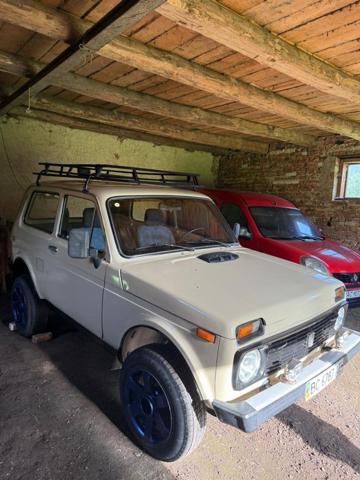 Продам ниву 2121 або обмін на трактор