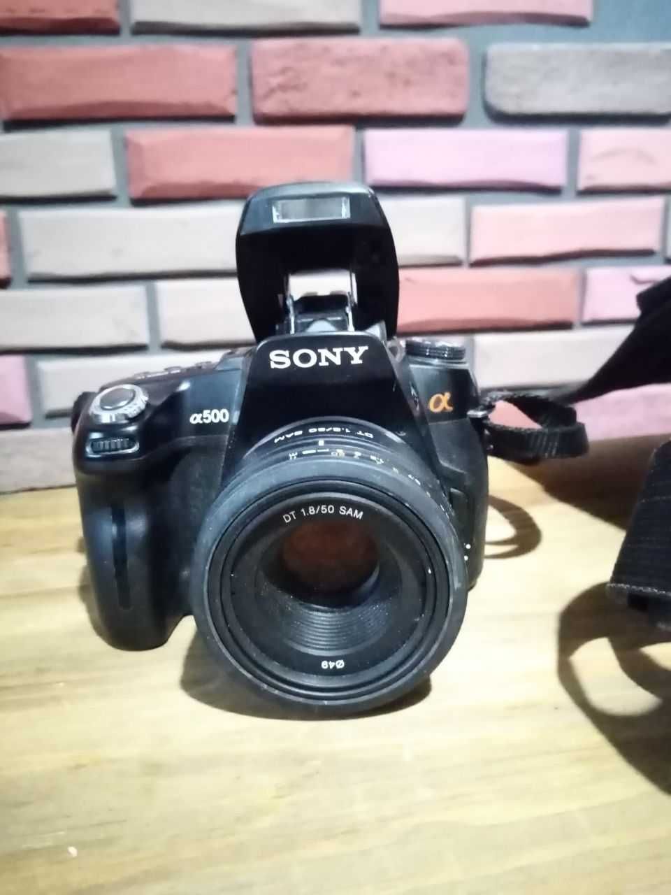 Sony A500 50mm f/1.8 + Кит + Сумка +..