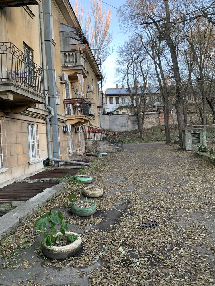 Квартира 2 комнатная сталинка, , Ольгиевский спуск