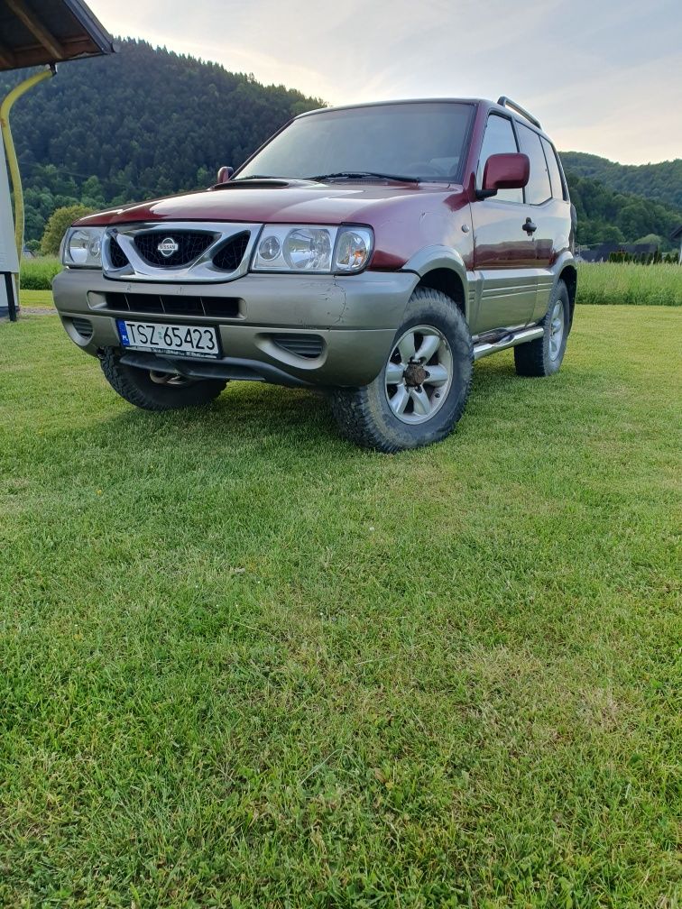 Nissan Terrano 2