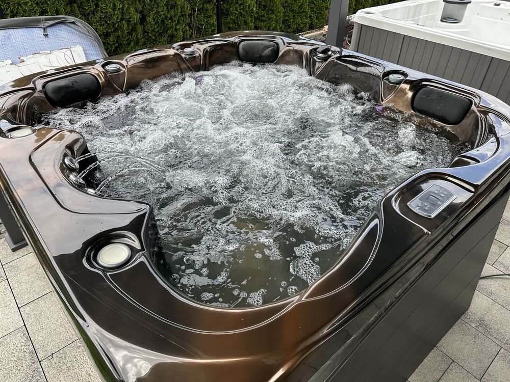 Jacuzzi całoroczne Balboa Gecko Piękne 5 osobowe!