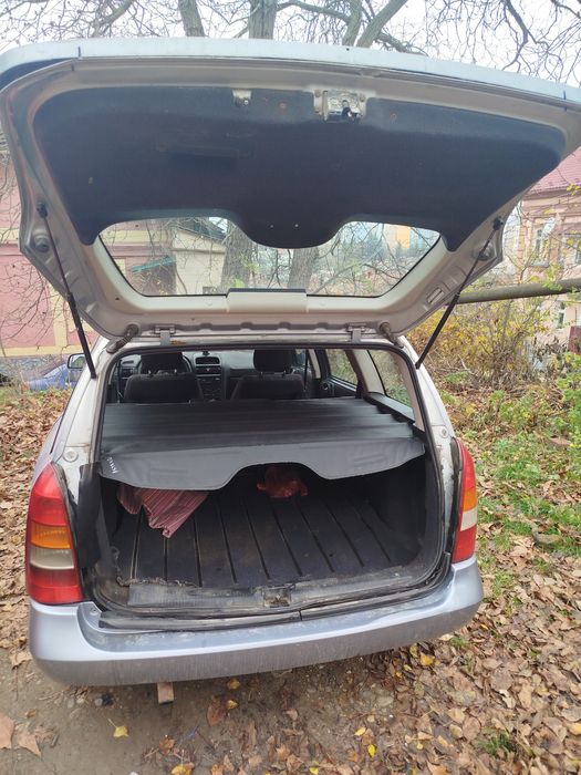 Опель Астра 1.6 16 V на запчастини