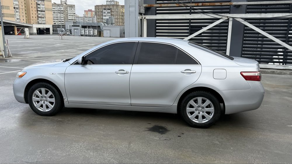 Тоyota camry 2008