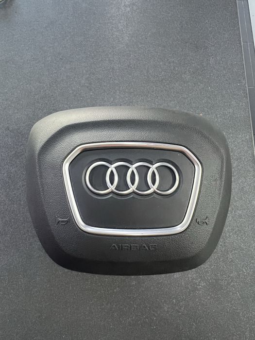 Подушка в руль Audi Q7 4M 4M0880201P