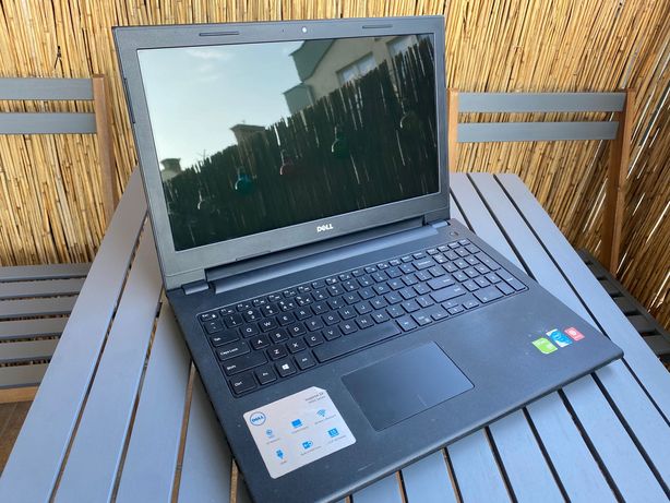 Laptop DELL inspirion 15 3000 series 3 - miesięczna gwarancja !!!