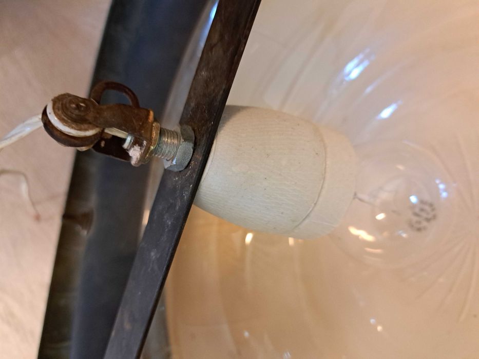 Plafon mosiężny art deco secesja szklany klosz grawerowany ampla lampa