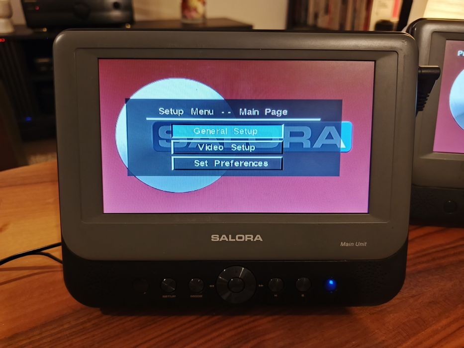 Salora DVP7748DUO przenośny-samochodowy odtwarzacz Wideo & Audio