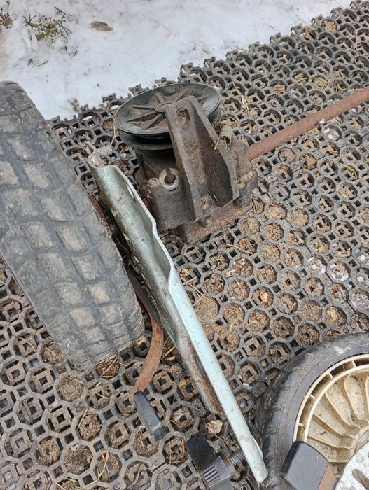 Napęd do kosiarki Honda